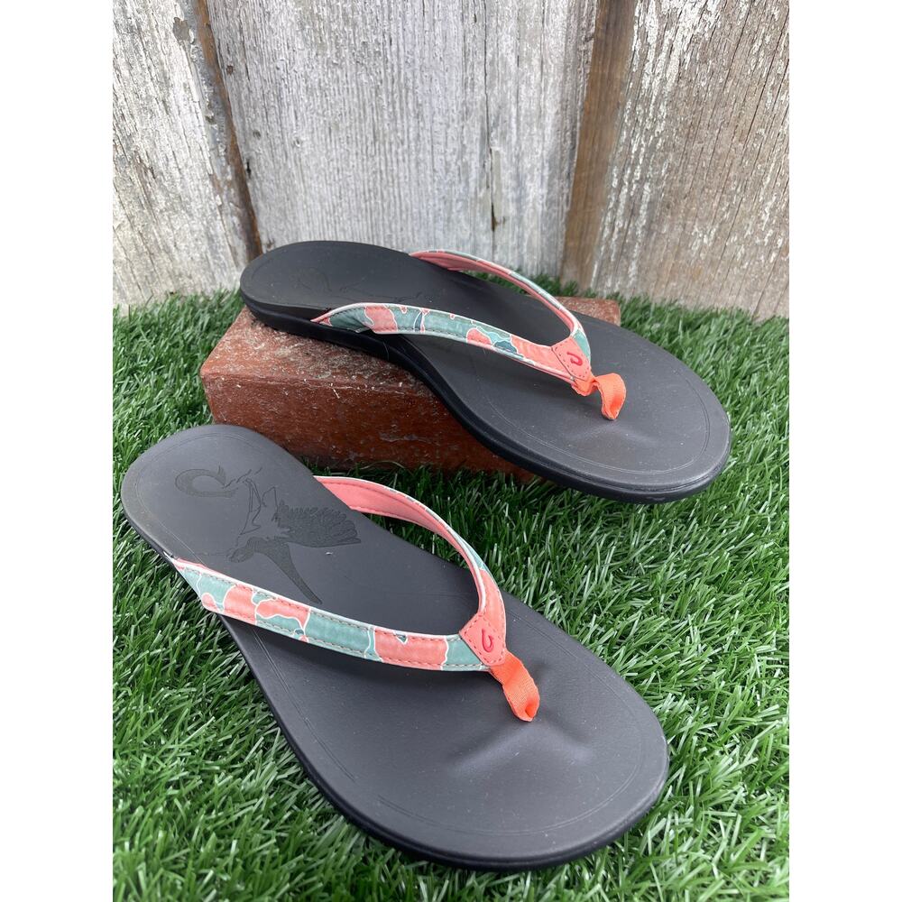 OluKai Ho'opio Flip-flops Aeo-Coral Women's 9